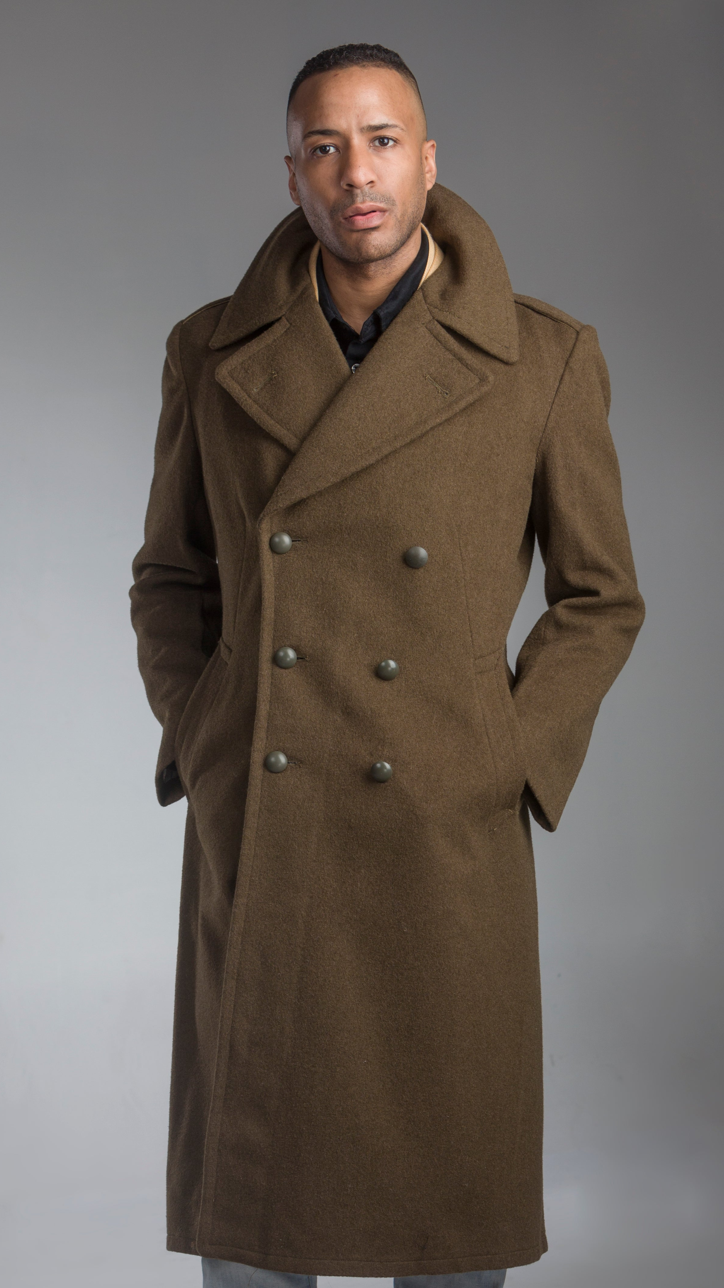 WWII Style Brown M47 French Army Wool Overcoat - Vintage Charm