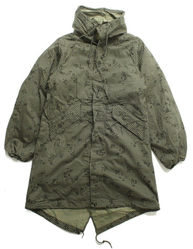 US Desert Night Camouflage Fishtail Parka | Gulf War Military Surplus